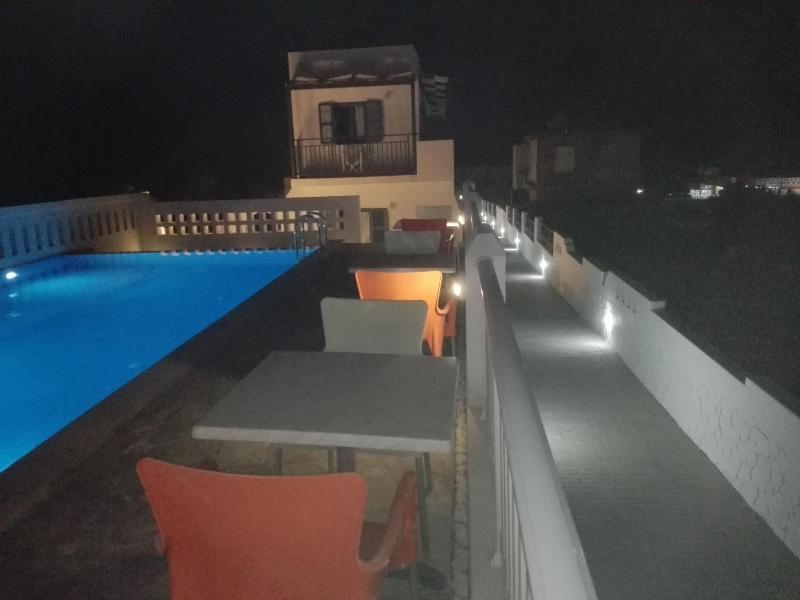 Okirroi Villas and Apts image