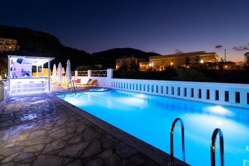 Okirroi Villas and Apts image