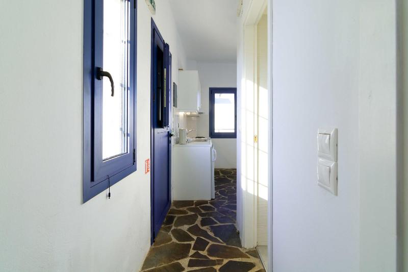 Okirroi Villas and Apts image