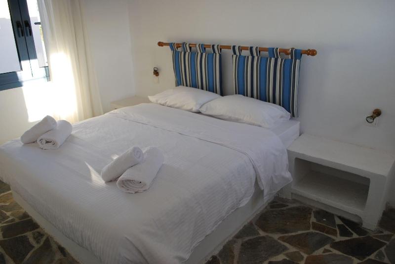 Okirroi Villas and Apts image