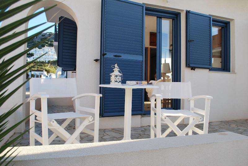 Okirroi Villas and Apts image