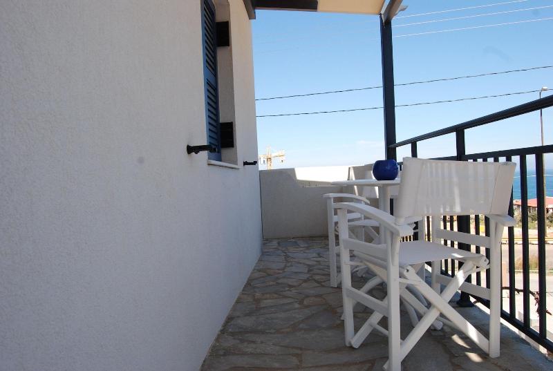 Okirroi Villas and Apts image