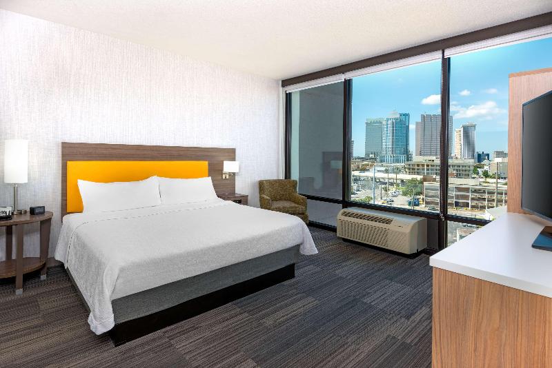 Home2 Suites by Hilton Tampa Downtown Channel Dist image