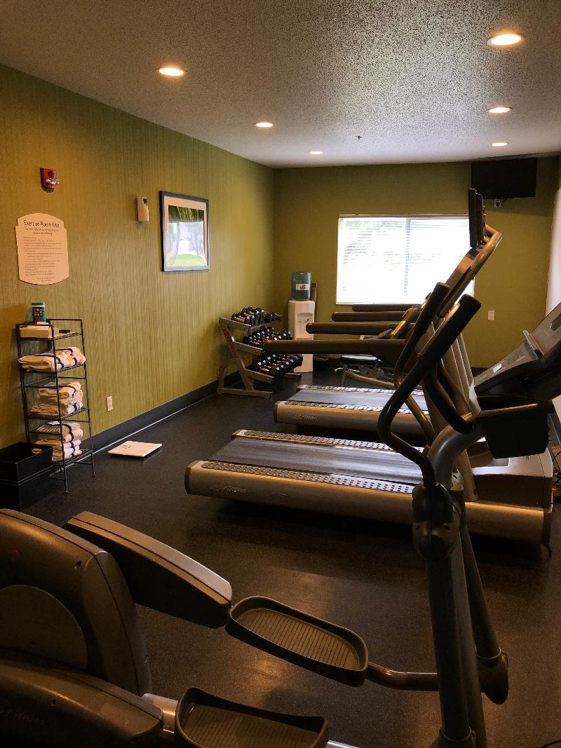 Country Inn & Suites by Radisson, Brookings, SD image