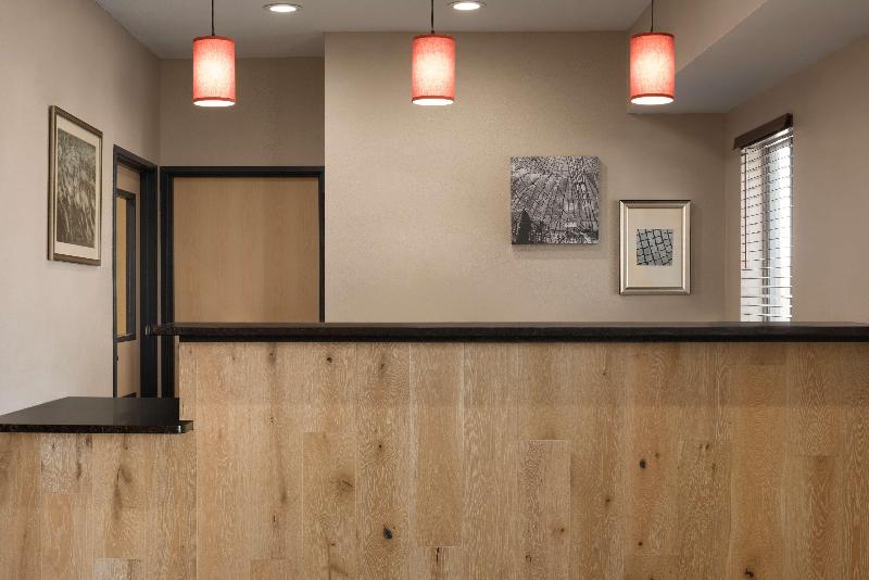 Country Inn & Suites by Radisson, Brookings, SD image