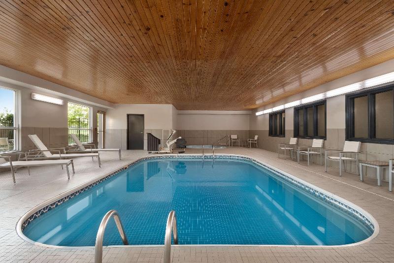 Country Inn & Suites by Radisson, Brookings, SD image