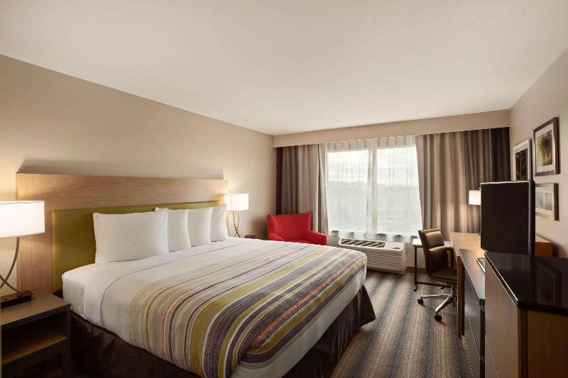 Country Inn & Suites by Radisson, Brookings, SD image