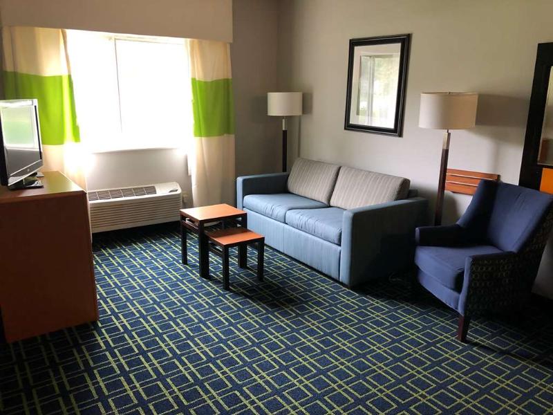 Country Inn & Suites by Radisson, Brookings, SD image