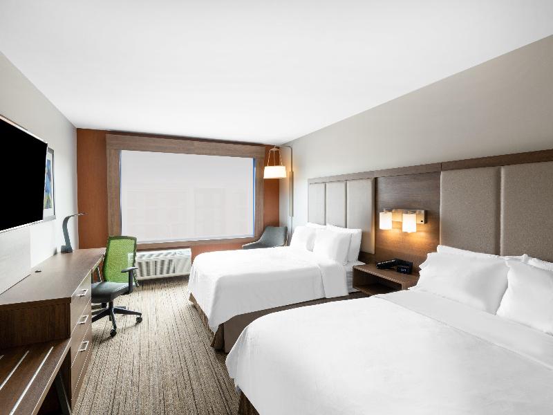 Holiday Inn Express & Suites Phoenix - Airport No image