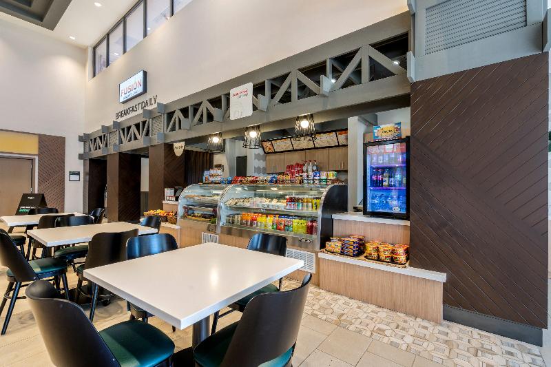 Holiday Inn Orlando Intl Drive–Conv Center image