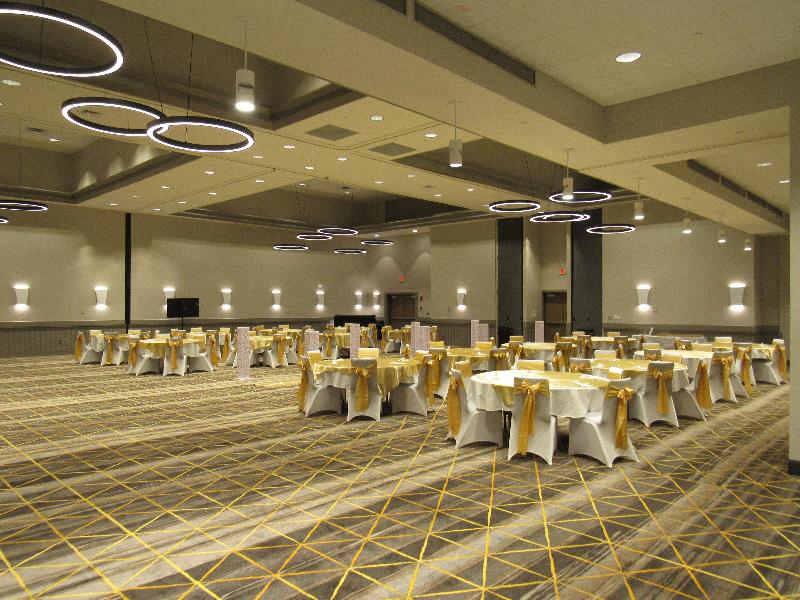 Holiday Inn Orlando Intl Drive–Conv Center image