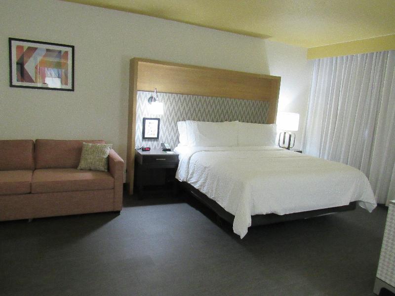 Holiday Inn Orlando Intl Drive–Conv Center image