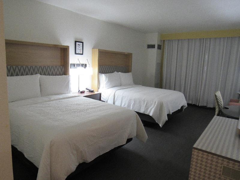 Holiday Inn Orlando Intl Drive–Conv Center image