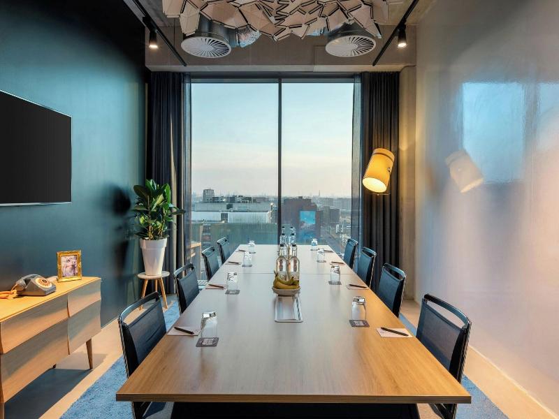 Residence Inn Amsterdam Houthavens image