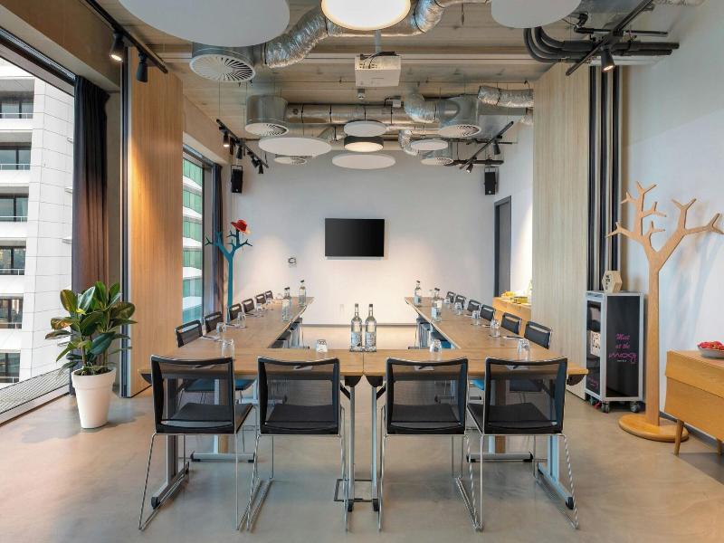 Residence Inn Amsterdam Houthavens image