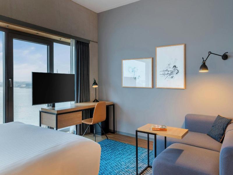 Residence Inn Amsterdam Houthavens image