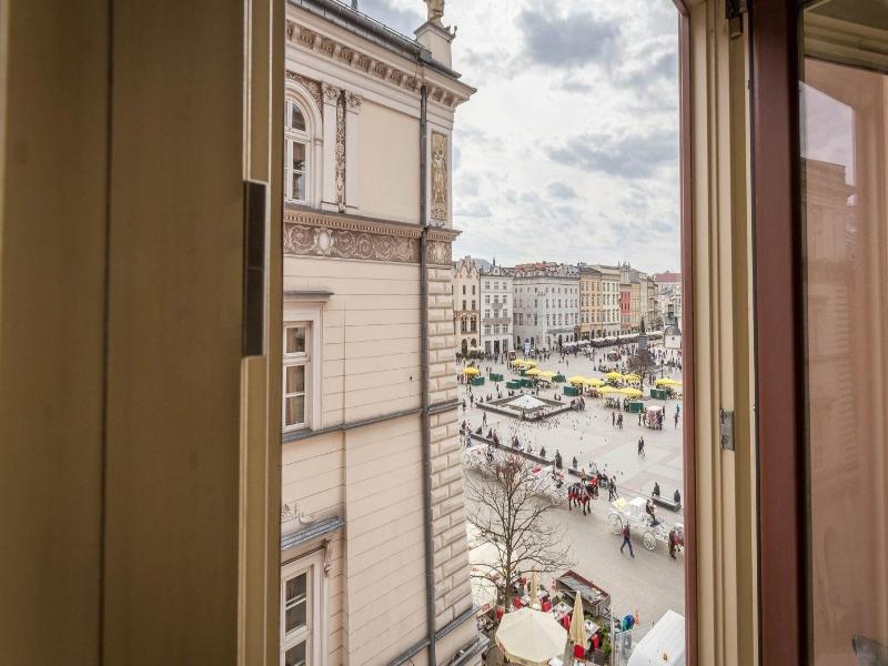 Feniks Fragola Apartments image