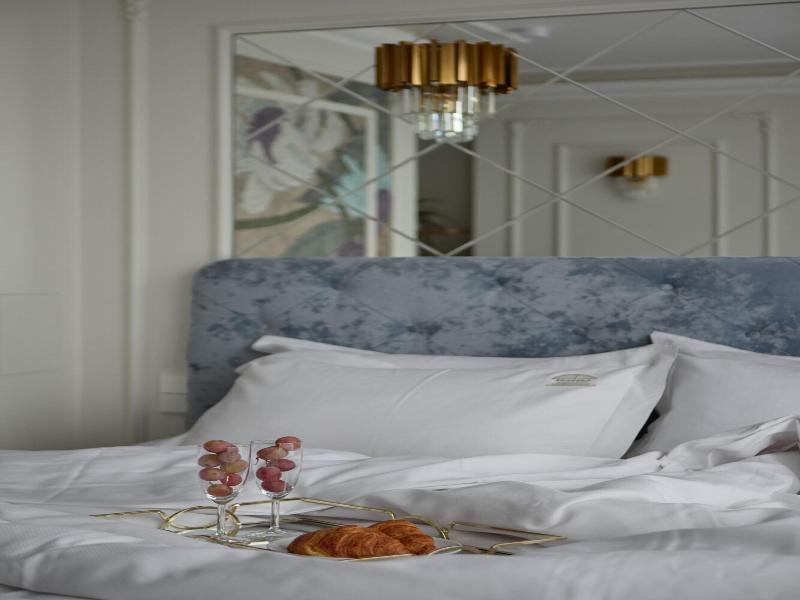 Feniks Fragola Apartments image