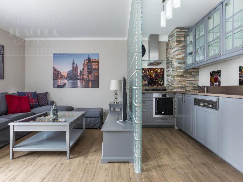 Feniks Fragola Apartments image