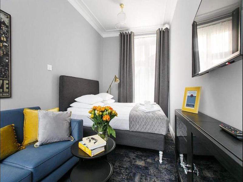 Feniks Fragola Apartments image