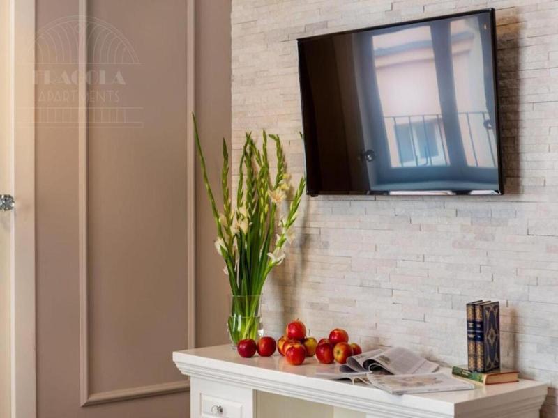 Feniks Fragola Apartments image