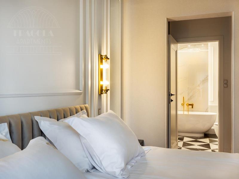 Feniks Fragola Apartments image