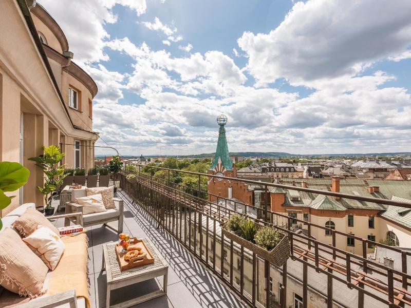 Feniks Fragola Apartments image