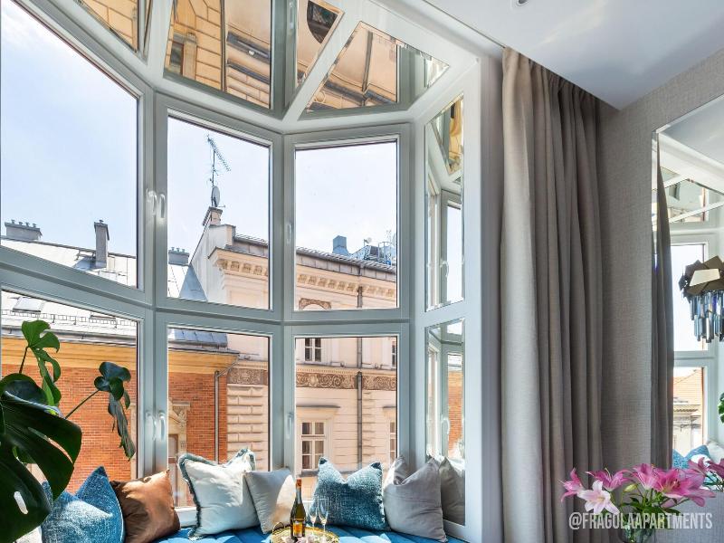 Feniks Fragola Apartments image