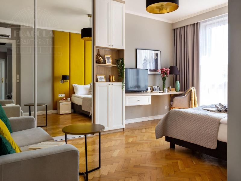 Feniks Fragola Apartments image