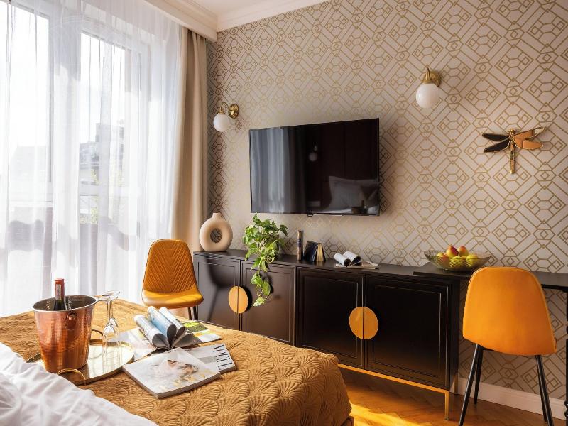 Feniks Fragola Apartments image