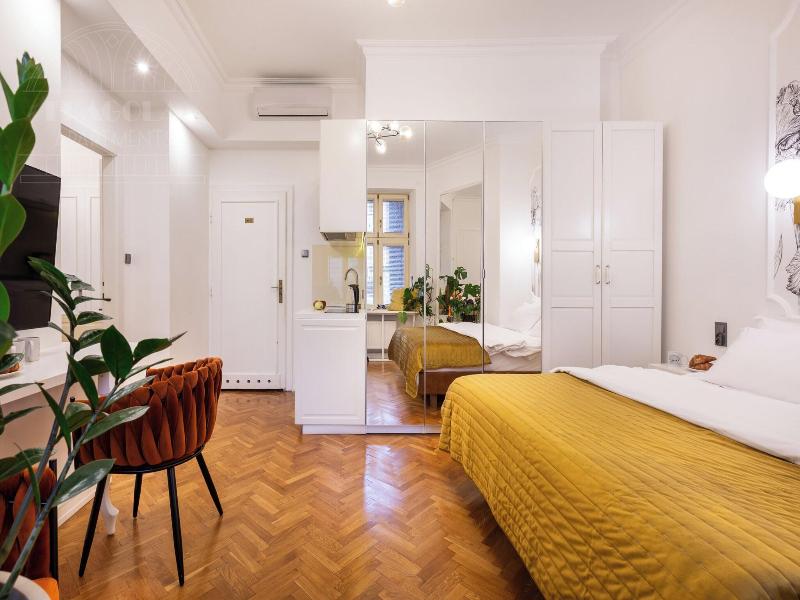 Feniks Fragola Apartments image