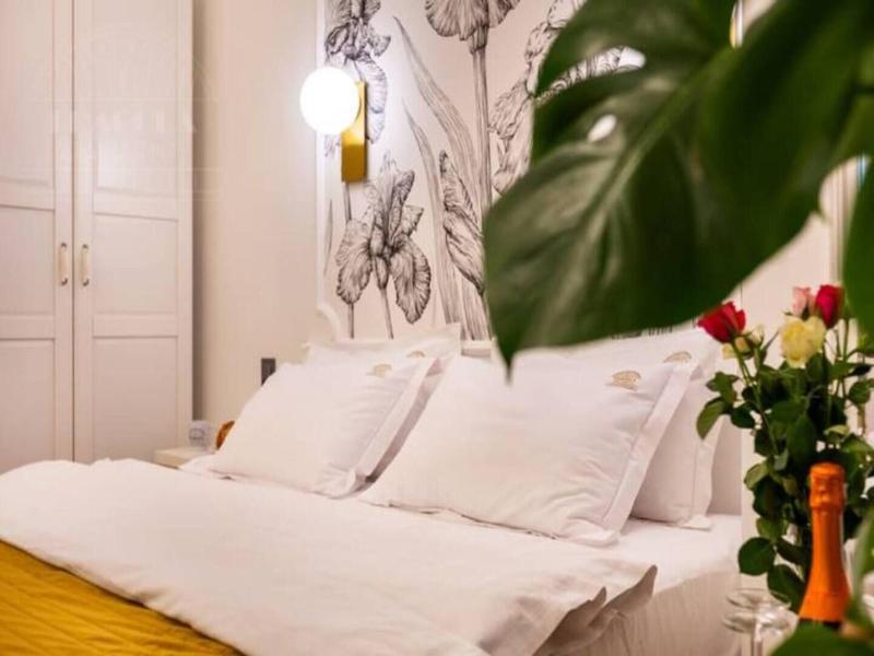 Feniks Fragola Apartments image