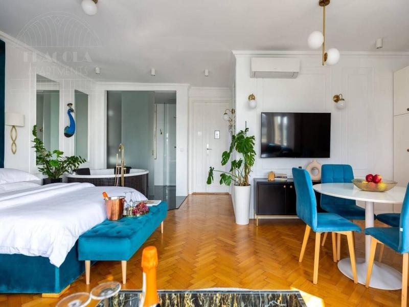Feniks Fragola Apartments image