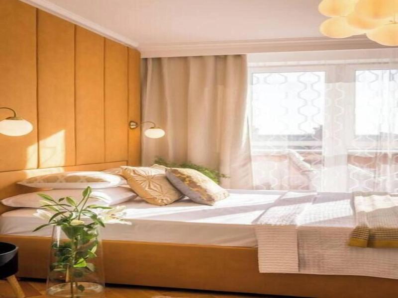 Feniks Fragola Apartments image