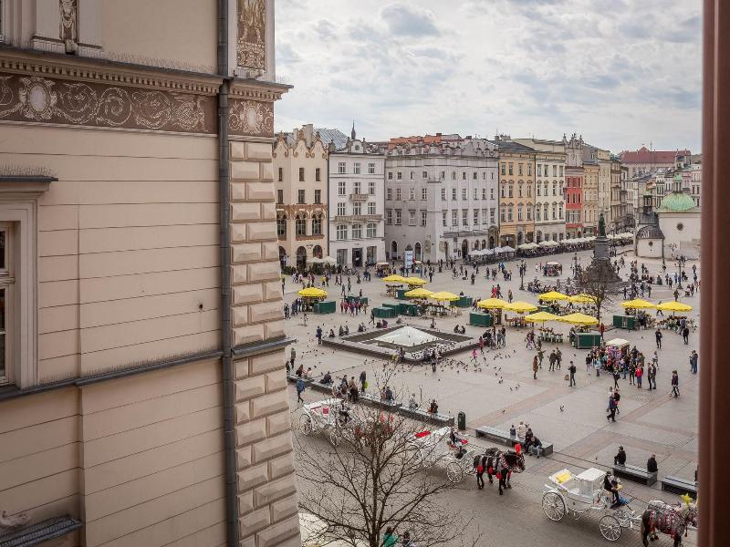 Feniks Fragola Apartments image