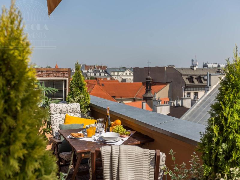 Feniks Fragola Apartments image