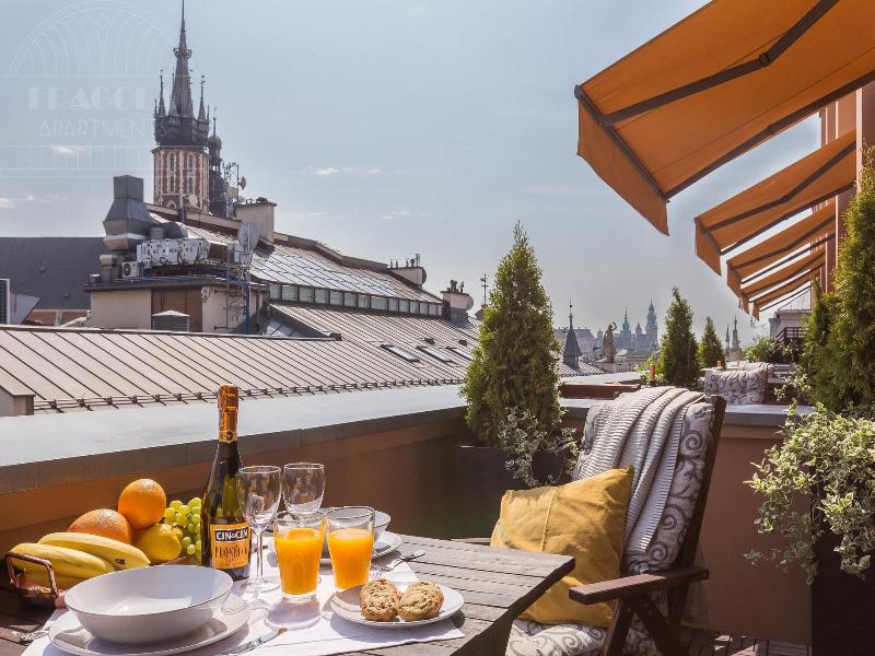 Feniks Fragola Apartments image