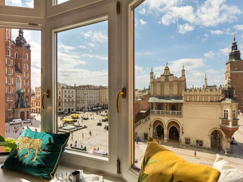 Feniks Fragola Apartments image