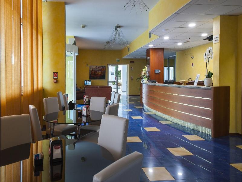 Risthotel Airport image