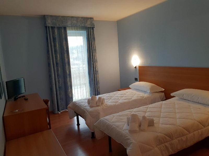 Risthotel Airport image