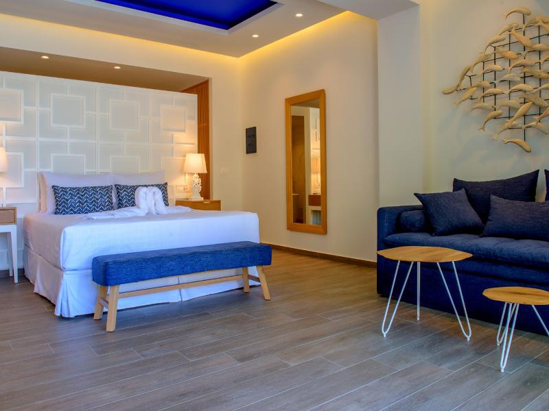 Axel Beach Crete image