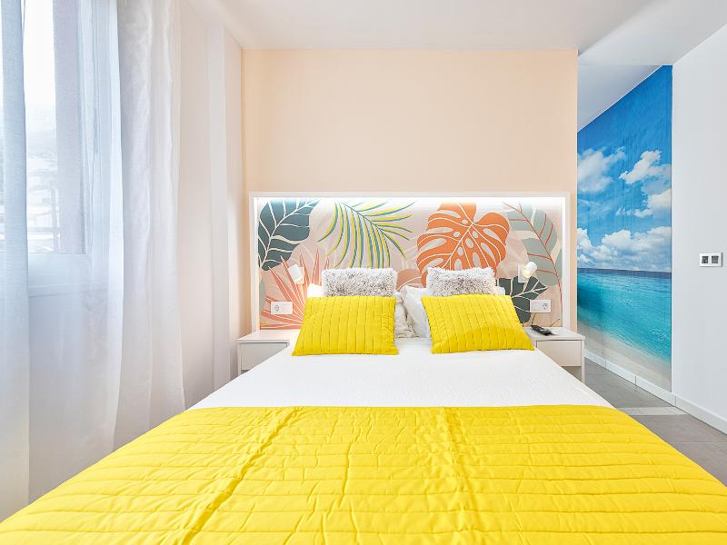 Sol Mogán Suites image