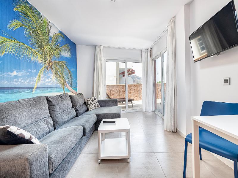 Sol Mogan Suites image