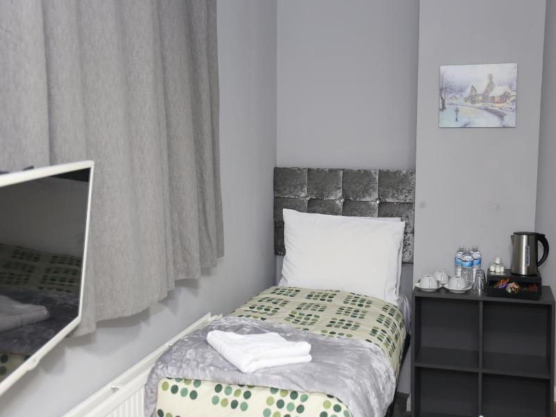 Elstree Inn image