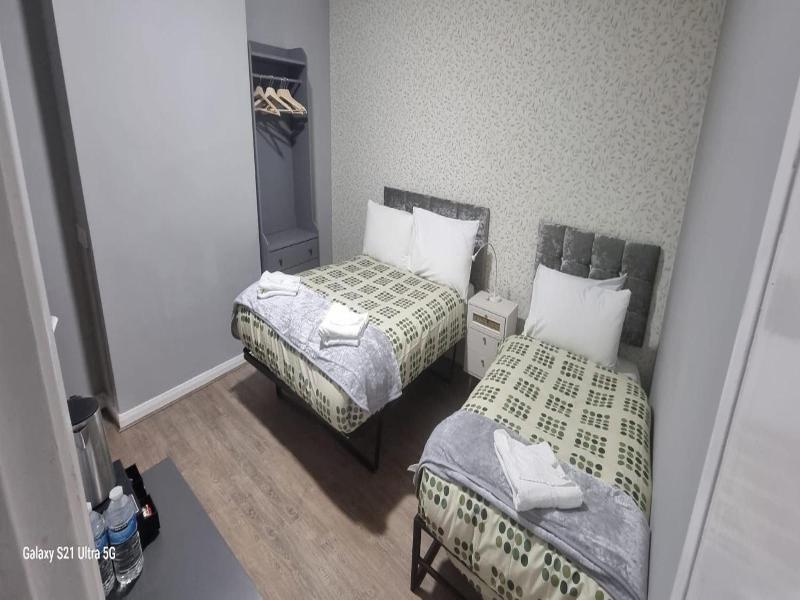 Elstree Inn image