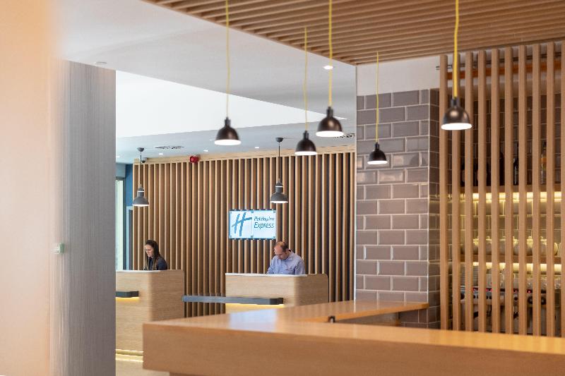 Holiday Inn Express Lisbon - Plaza Saldanha image