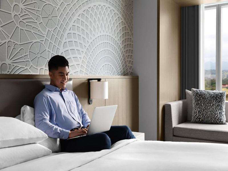 Marriott Clark Hotel image