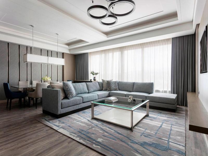 Marriott Clark Hotel image