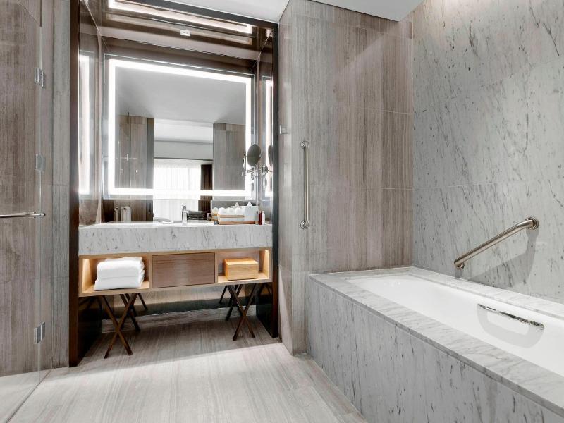 Marriott Clark Hotel image