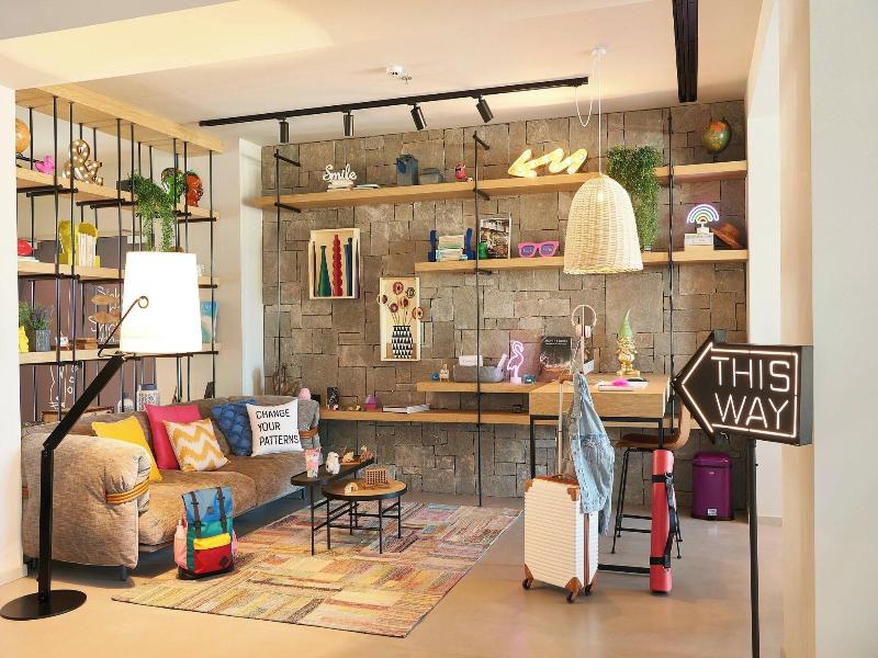 Moxy Patra Marina image